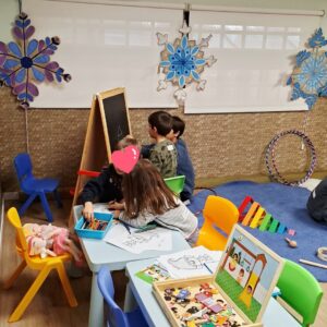 Espacio infantil decorado y organizado para eventos con niños en Madrid